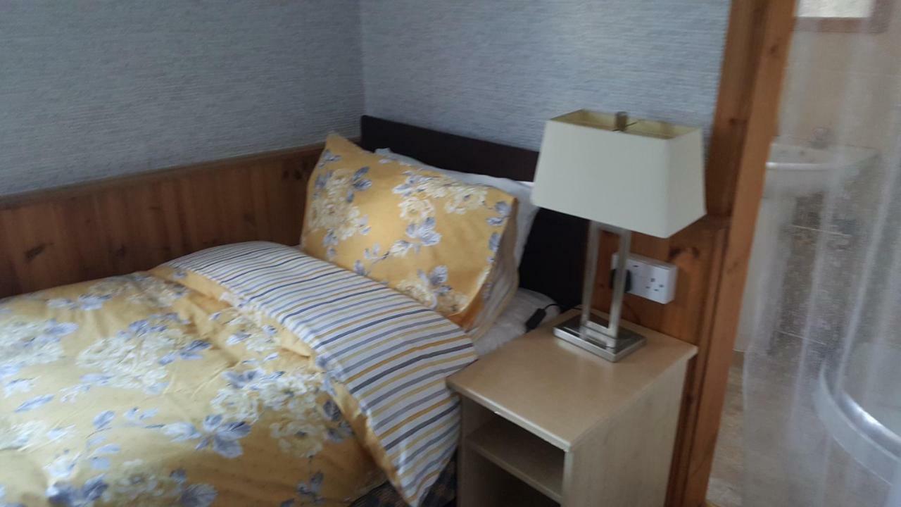 Ivanhoe Guest House Inverness Buitenkant foto