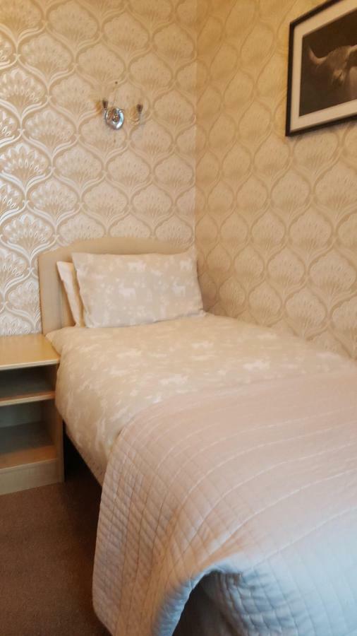 Ivanhoe Guest House Inverness Buitenkant foto